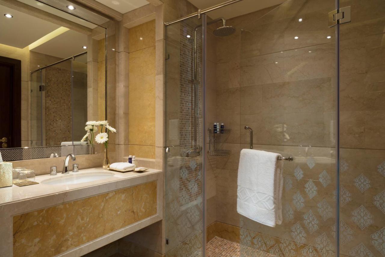 Al Najada Doha Hotel Apartments By Oaks מראה חיצוני תמונה